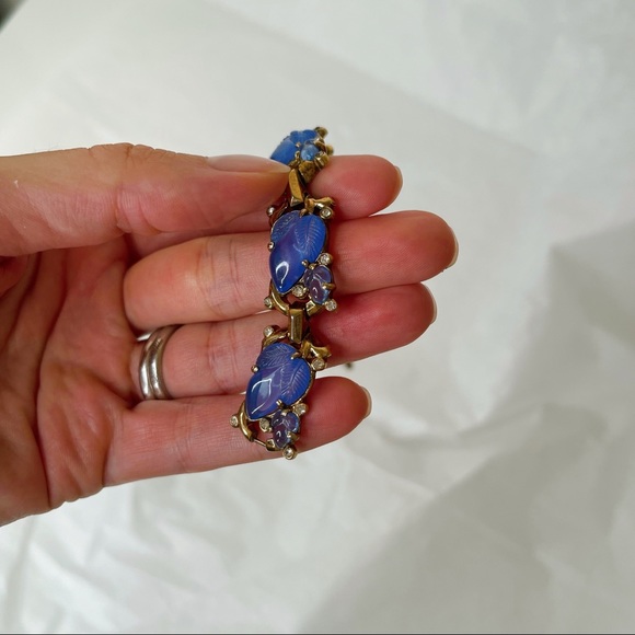 Vintage 1948 Trifari Fruit Salad Bracelet - Picture 3 of 14